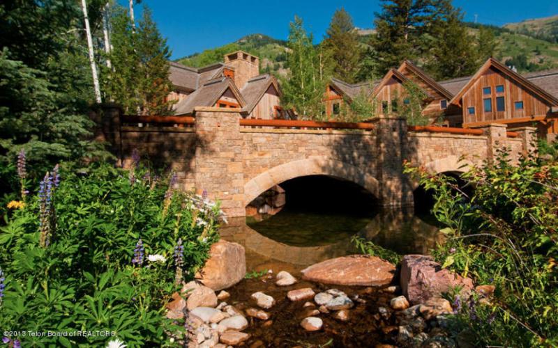 Christy Walton, WalMart Heiress And Richest Woman In America, Lists