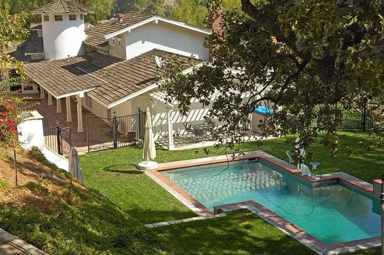 Miley Cyrus Buys 4 Million Home in Hidden Hills Trulia