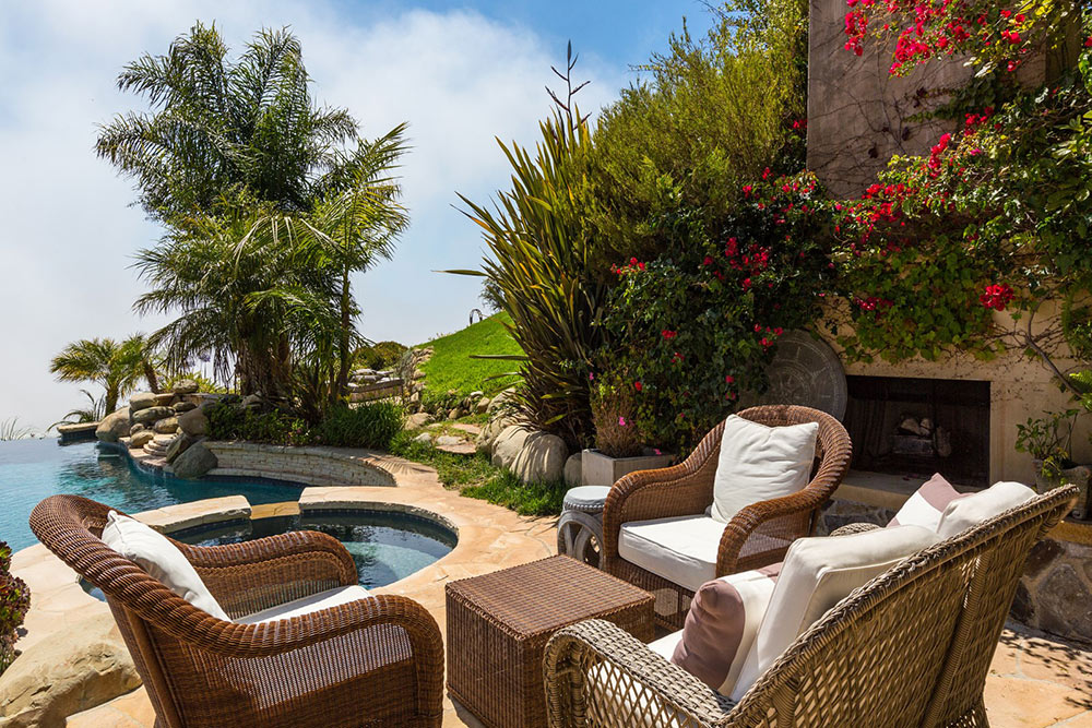 California, Here We Come! The OC House is for Sale Celebrity Trulia