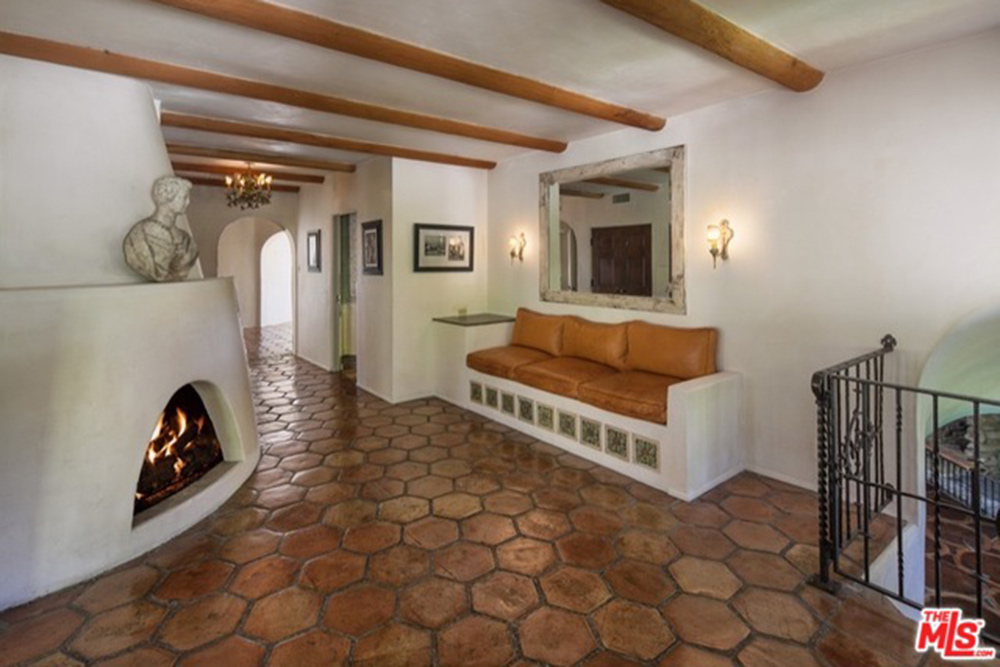 This Classic Hollywood Home Has Seen Some RealLife Hollywood Drama