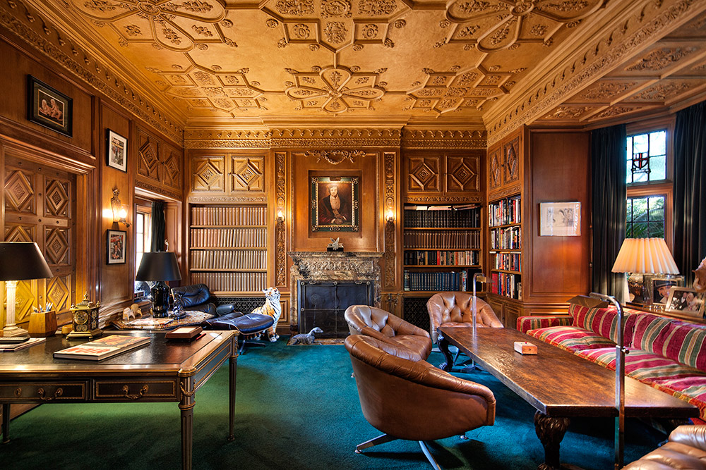 The Infamous Playboy Mansion Could Be Yours For A Cool $200 ... The Infamous Playboy Mansion Could Be Yours For A Cool $200 ...