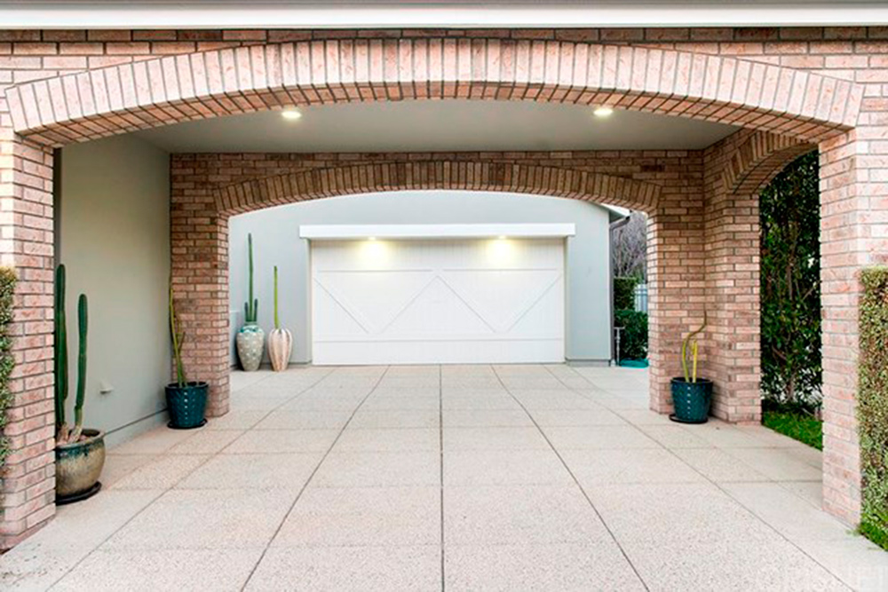 Kris Jenner House Purchase The Reality TV Star Takes A Gamble Buying