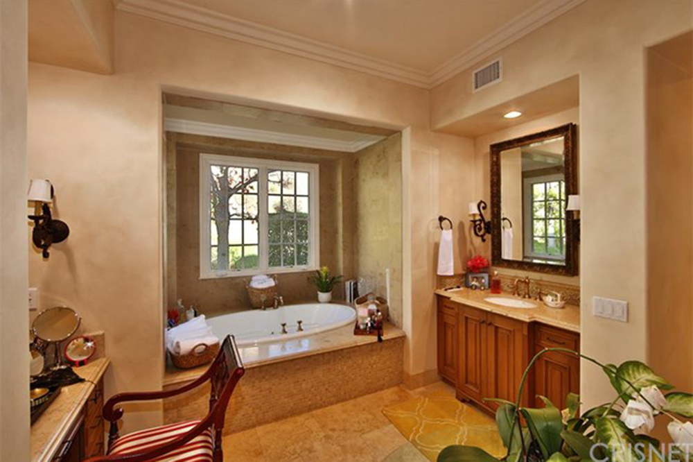 Sold The Toni Braxton House In Calabasas Celebrity Trulia Blog