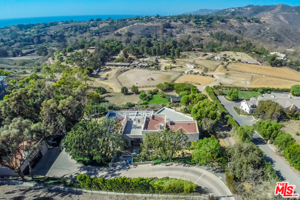Trulia Malibu | chris hemsworth and elsa pataky but house in malibu Trulia Malibu | chris hemsworth and elsa pataky but house in malibu