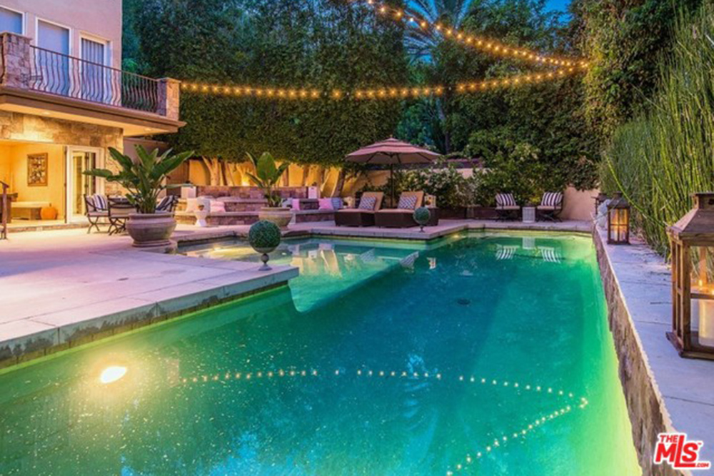 Nick Lachey And Vanessa Minnillo List House In Encino CA Celebrity