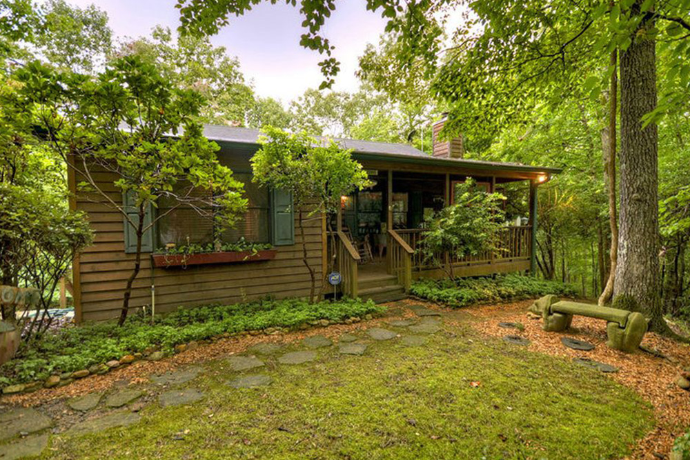 Homes For Sale With Natural Waterfalls — Life At Home — Trulia Blog