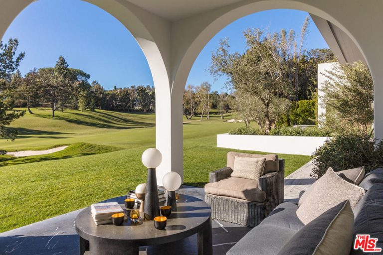 Lori Loughlin's House Hits The Market In LA Celebrity Trulia Blog