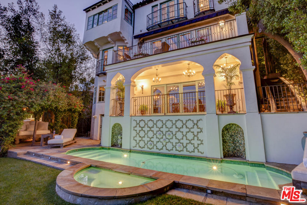 Rent Or Buy Gerard Butler's Los Angeles House Celebrity Trulia Blog