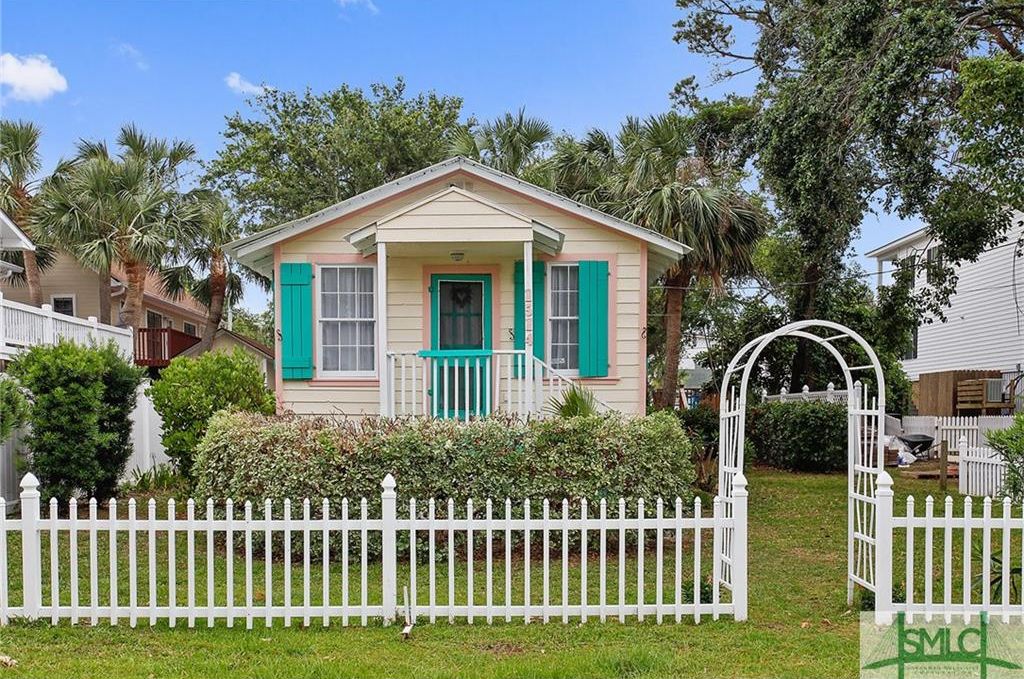 Which of These 9 Tiny Vacation Homes is Your Perfect Getaway? Trulia