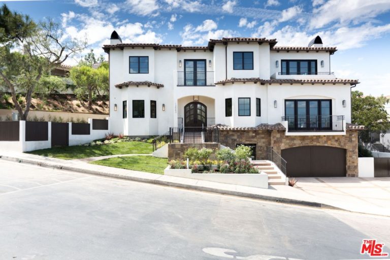 serena williams snags beverly hills home exterior